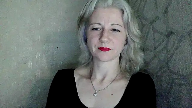 Katerina-Kissa online show from April 1, 5:54 pm