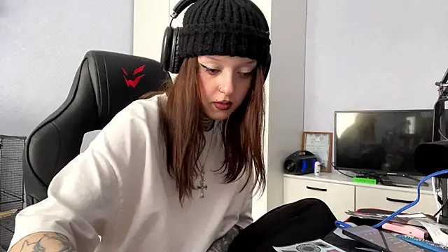 Littleways online show from March 1, 10:28 am