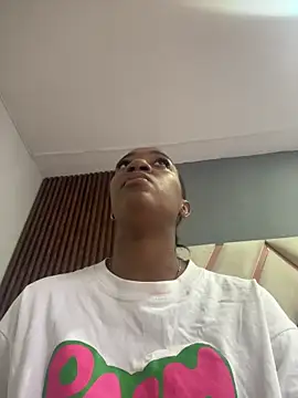 Emi rousse online show from March 3, 12:11 pm