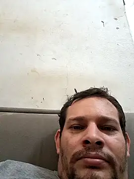 Snapshot of Edu5000 chatting on March 1, 1:57 pm Edu5000 online show from March 1, 1:57 pm