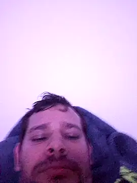 Snapshot of Edu5000 chatting on March 2, 4:03 am Edu5000 online show from March 2, 4:03 am