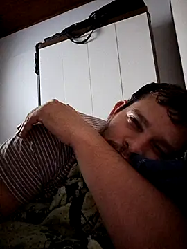 Snapshot of Edu5000 chatting on March 2, 5:08 am Edu5000 online show from March 2, 5:08 am