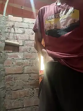 Snapshot of colageno_2005 chatting on March 1, 10:34 pm colageno 2005 online show from March 1, 10:34 pm