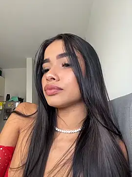 Bella Smithe online show from March 24, 4:34 pm