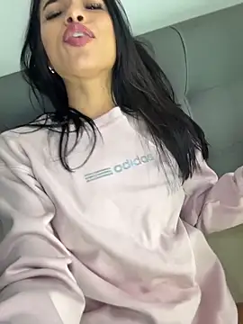 Bella Smithe online show from March 27, 3:23 pm