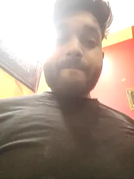 areee214 online show from March 13, 4:57 pm