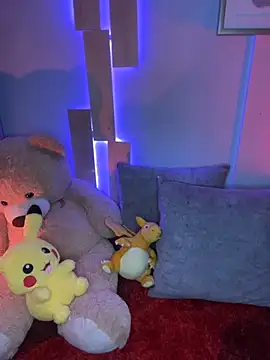 Taylor  0 online show from April 20, 1:03 pm