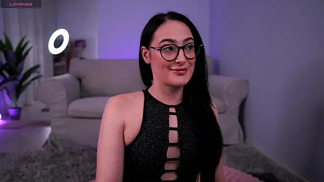 KaelisRose online show from March 23, 11:25 am