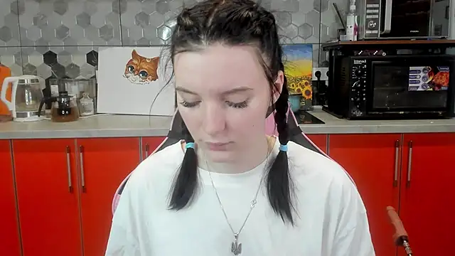 Snapshot of Mary_Blu chatting on January 9, 11:56 pm Mary Blu online show from January 9, 11:56 pm