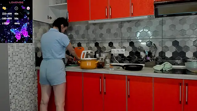 Snapshot of Mary_Blu chatting on January 10, 8:18 am Mary Blu online show from January 10, 8:18 am