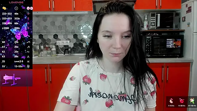 Snapshot of Mary_Blu chatting on January 13, 11:17 pm Mary Blu online show from January 13, 11:17 pm