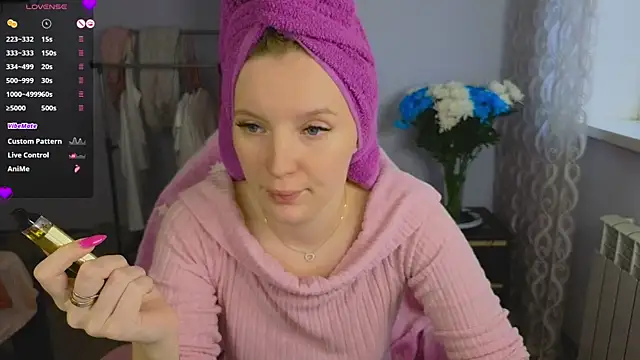 Mary Blu online show from April 9, 4:12 am