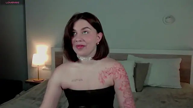 HermioneMoon online show from March 30, 4:19 pm