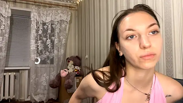 YangReifer online show from March 5, 5:53 pm