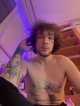 Snapshot of vexhlib chatting on March 4, 9:43 pm vexhlib online show from March 4, 9:43 pm