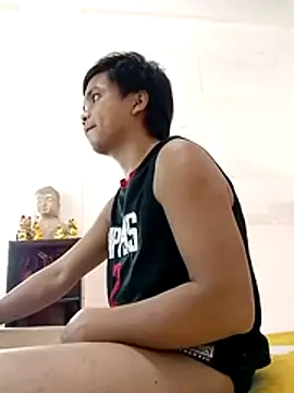 Snapshot of IANhARDfUcker chatting on March 4, 4:07 am IANhARDfUcker online show from March 4, 4:07 am