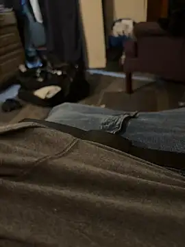 Laszloooor online show from March 3, 4:07 am