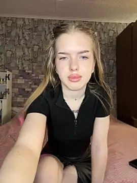 KayShaw online show from March 17, 3:44 am