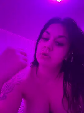 TMmmmmmm32 online show from March 6, 5:42 pm