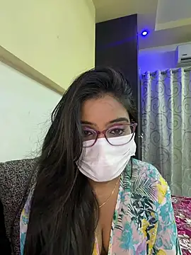 Snapshot of nikki_catz chatting on March 15, 4:24 pm nikki catz online show from March 15, 4:24 pm