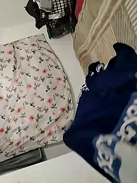 Snapshot of loucer chatting on March 4, 12:11 pm loucer online show from March 4, 12:11 pm