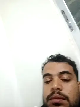 GluttingEmail online show from March 7, 4:37 pm