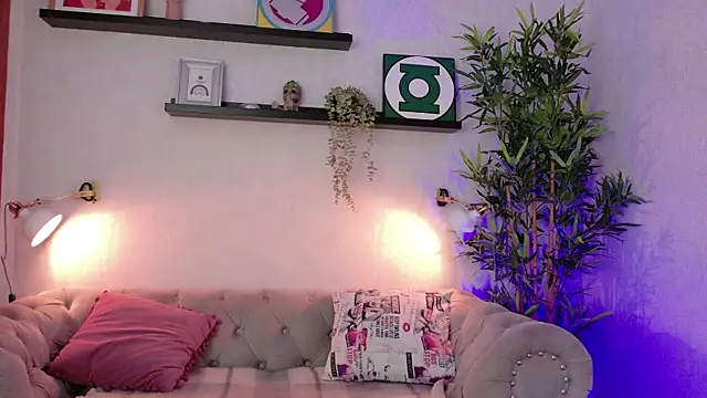 Katalinalee online show from April 14, 8:48 pm