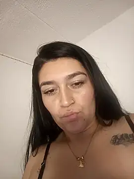 sckarlet1 online show from March 18, 8:39 am