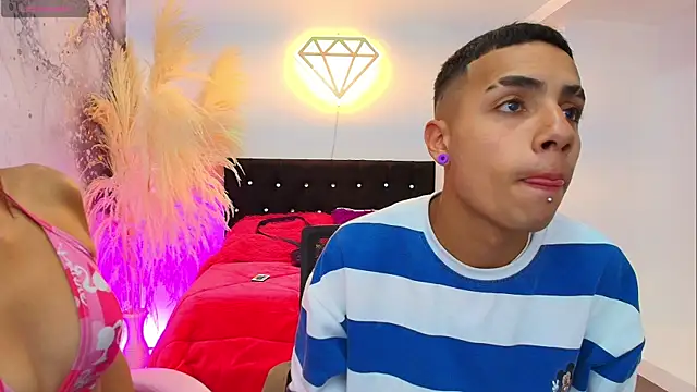 Ariatna Andy online show from April 13, 4:01 pm