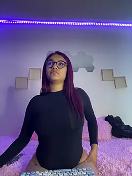 Daliila 11x online show from April 22, 3:31 am