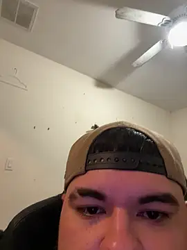 Snapshot of LaughingHyphen73 chatting on March 4, 11:49 am LaughingHyphen73 online show from March 4, 11:49 am