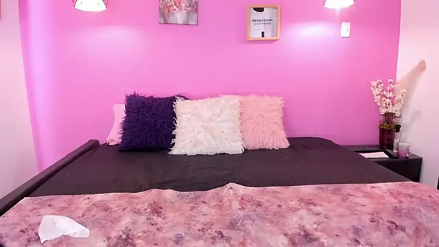 liapinket online show from April 3, 12:14 pm