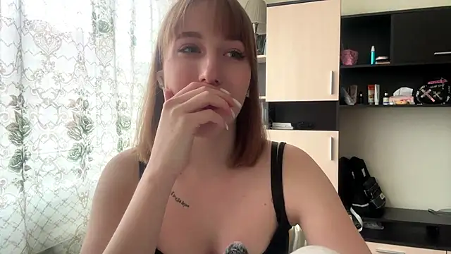 AquilineOrites online show from April 12, 6:40 am