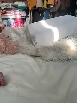 itstherealmina online show from April 1, 8:06 pm