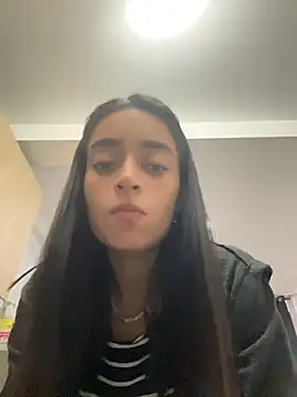 leilani X online show from April 25, 2:25 pm