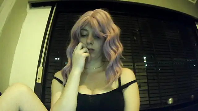 haileyderckx online show from March 25, 5:08 pm