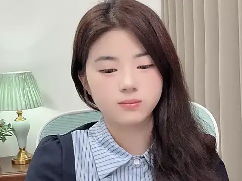 Nicole20266 online show from March 9, 11:47 am