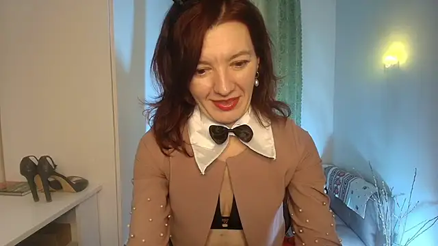 Bonnie Naughtyy online show from April 5, 2:47 pm