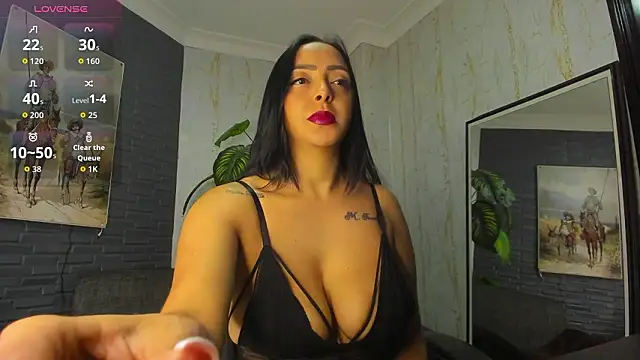 shirley taylor  online show from March 28, 11:43 am