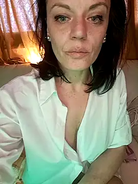 bellad0nna online show from March 10, 1:38 pm