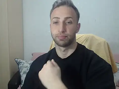 BlondEagleMuscle online show from March 18, 3:48 pm