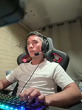 Cr1sXPorn online show from March 8, 3:32 am