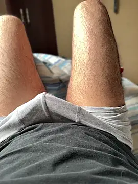 Cr1sXPorn online show from April 17, 4:32 pm