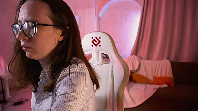 rey drek online show from March 7, 9:17 am