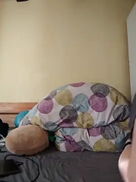 Bella-Monroe online show from April 30, 4:35 pm