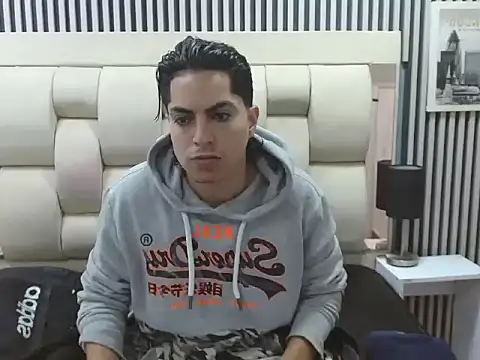 Alex Wolft online show from April 24, 11:34 am