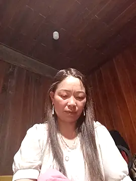 Yellow-pink online show from March 30, 1:56 pm