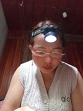 Yellow-pink online show from April 19, 1:32 pm