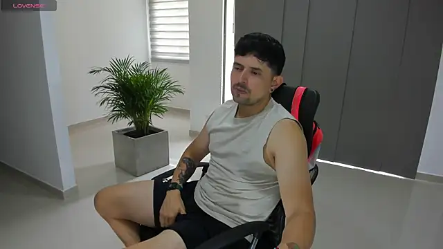 TroyeSavage online show from March 10, 3:39 pm