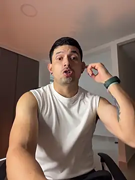 TroyeSavage online show from April 8, 9:48 pm